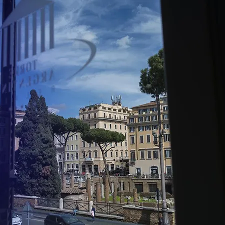 Torre Argentina Relais - Residenze Di Charme Guest house