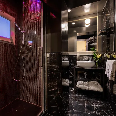 Torre Argentina Relais - Residenze Di Charme 5*
