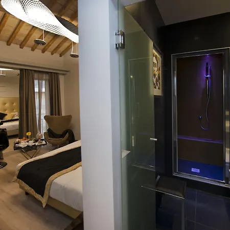 Torre Argentina Relais - Residenze Di Charme 4*