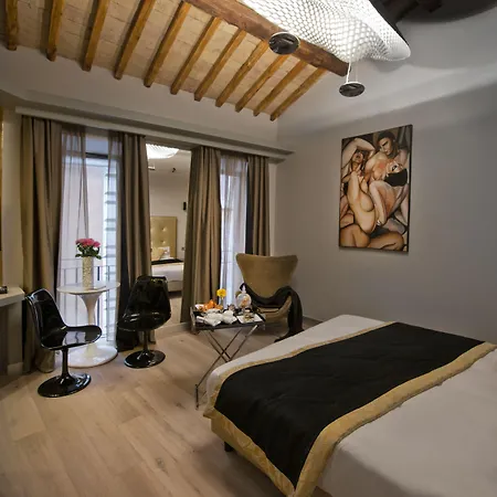 Torre Argentina Relais - Residenze Di Charme Gasthuis