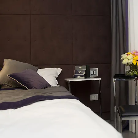 Torre Argentina Relais - Residenze Di Charme Gasthuis 4*