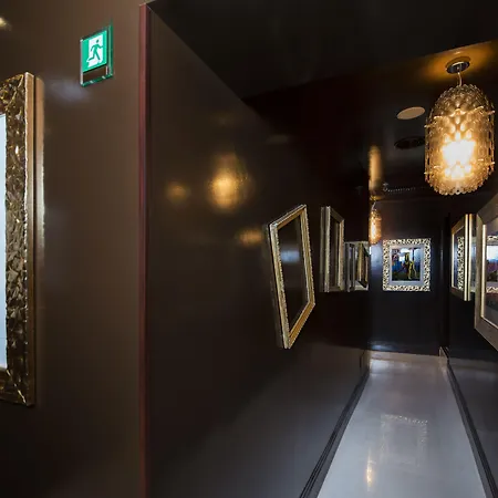 Gasthuis Torre Argentina Relais - Residenze Di Charme 4*